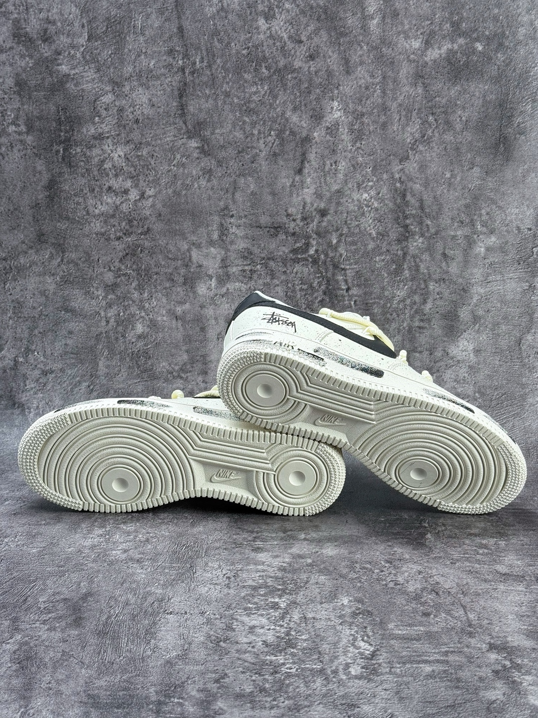 Nike Air Force 1 Low 07 x Stussy 米白黑绑带 ZH0316-159