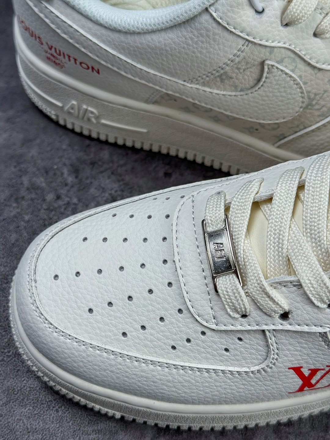 Nike Air Force 1 Low 07 x Louis Vuitton 白红 MM3399-801