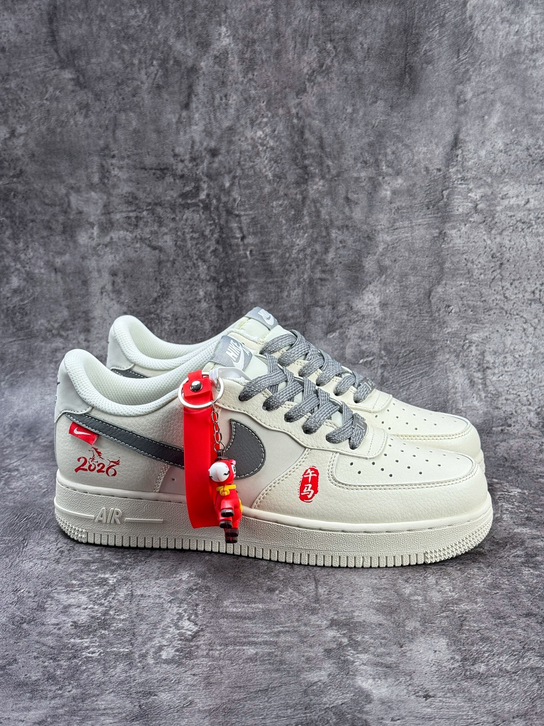 Nike Air Force 1 Low 07 马年限定 白红灰满天星 MZ9588-822