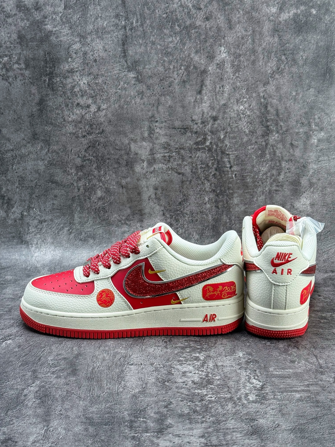 Nike Air Force 1 Low 07 马年限定 白红双小勾满天星 QY6878-604