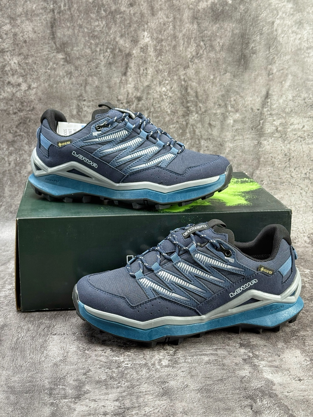 德国户外运动鞋品牌Lowa Maddox Pro Low SL GTX 马多克斯专业系列低帮户外风超轻徒步登山运动训练鞋-Top High Quatity Cheap Sneakers Fashion Clothing Clothes Bags handbags Shoes of all Brand wholesale With The best Quality And Beautiful Price from China Factory Chinese suppliers wholesaler seller 德国户外运动鞋品牌Lowa Maddox Pro Low SL GTX 马多克斯专业系列低帮户外风超轻徒步登山运动训练鞋