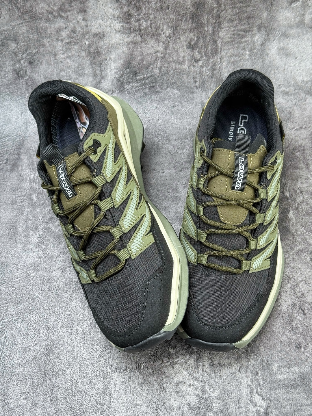 德国户外运动鞋品牌Lowa Maddox Pro Low SL GTX 马多克斯专业系列低帮户外风超轻徒步登山运动训练鞋