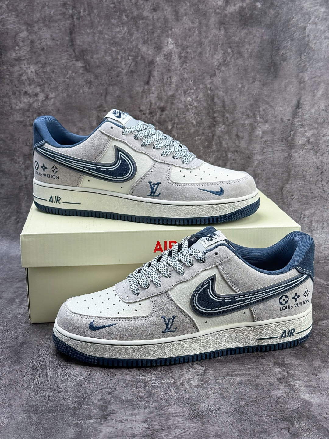 Nike Air Force 1 Low 07 x LOUIS VUITTON 灰白蓝小勾满天星 SS1979-011