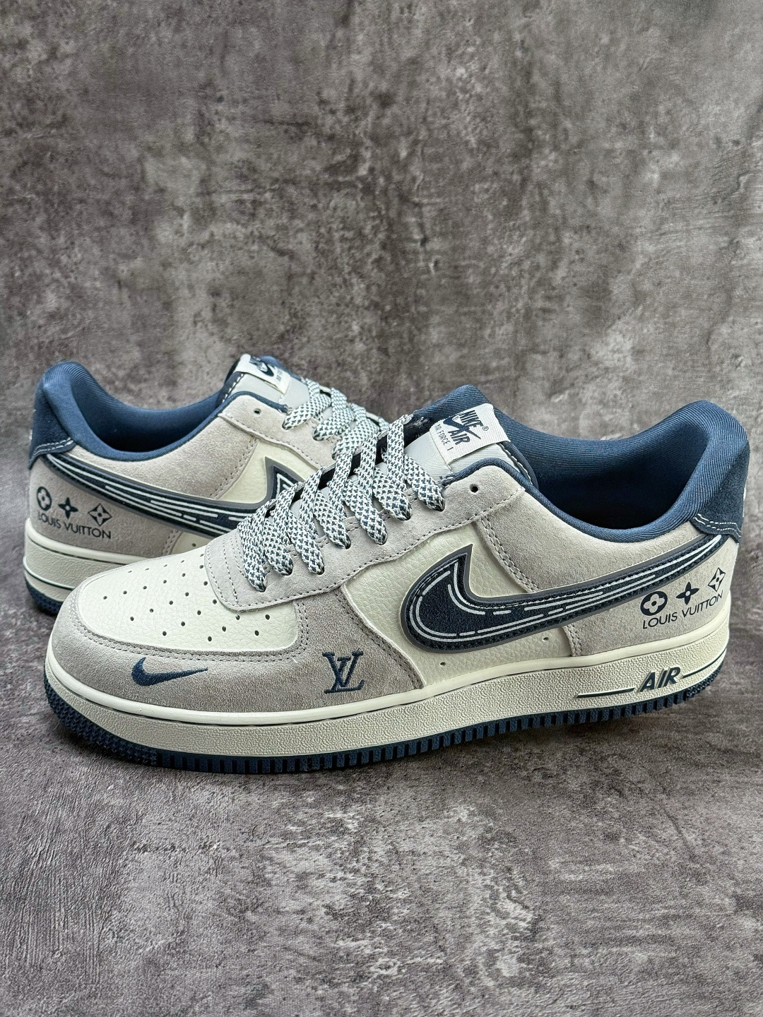 Nike Air Force 1 Low 07 x LOUIS VUITTON 灰白蓝小勾满天星 SS1979-011