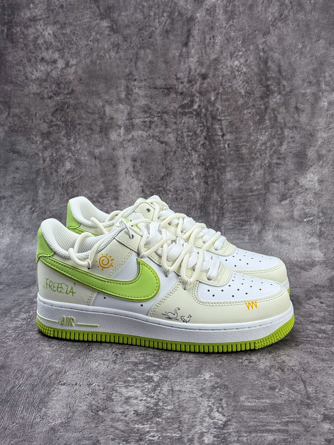 Nike Air Force 1 Low 07 米白绿 YY2024-315