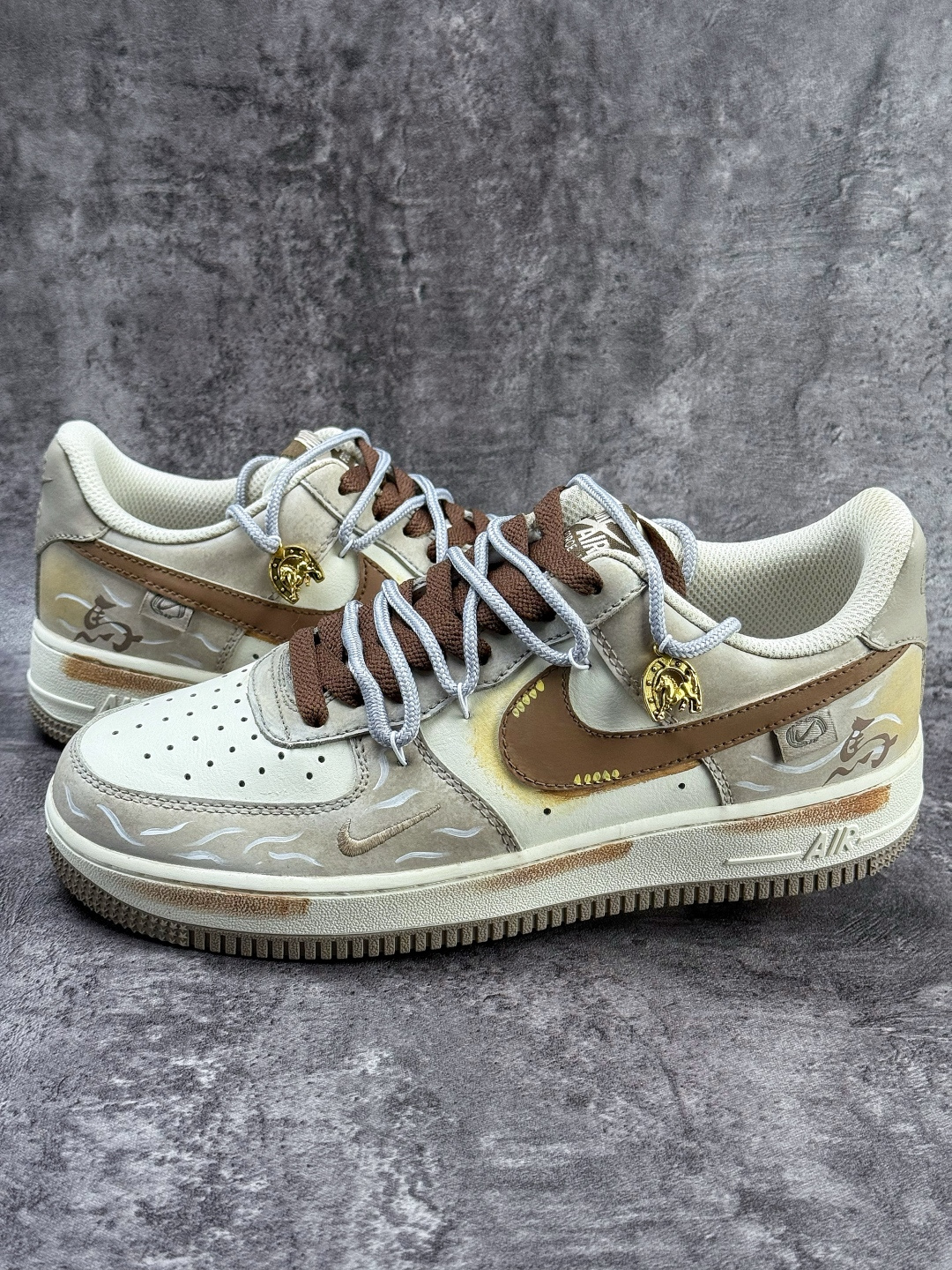 Nike Air Force 1 Low 07 马年限定 米白棕小勾 DB3301-818