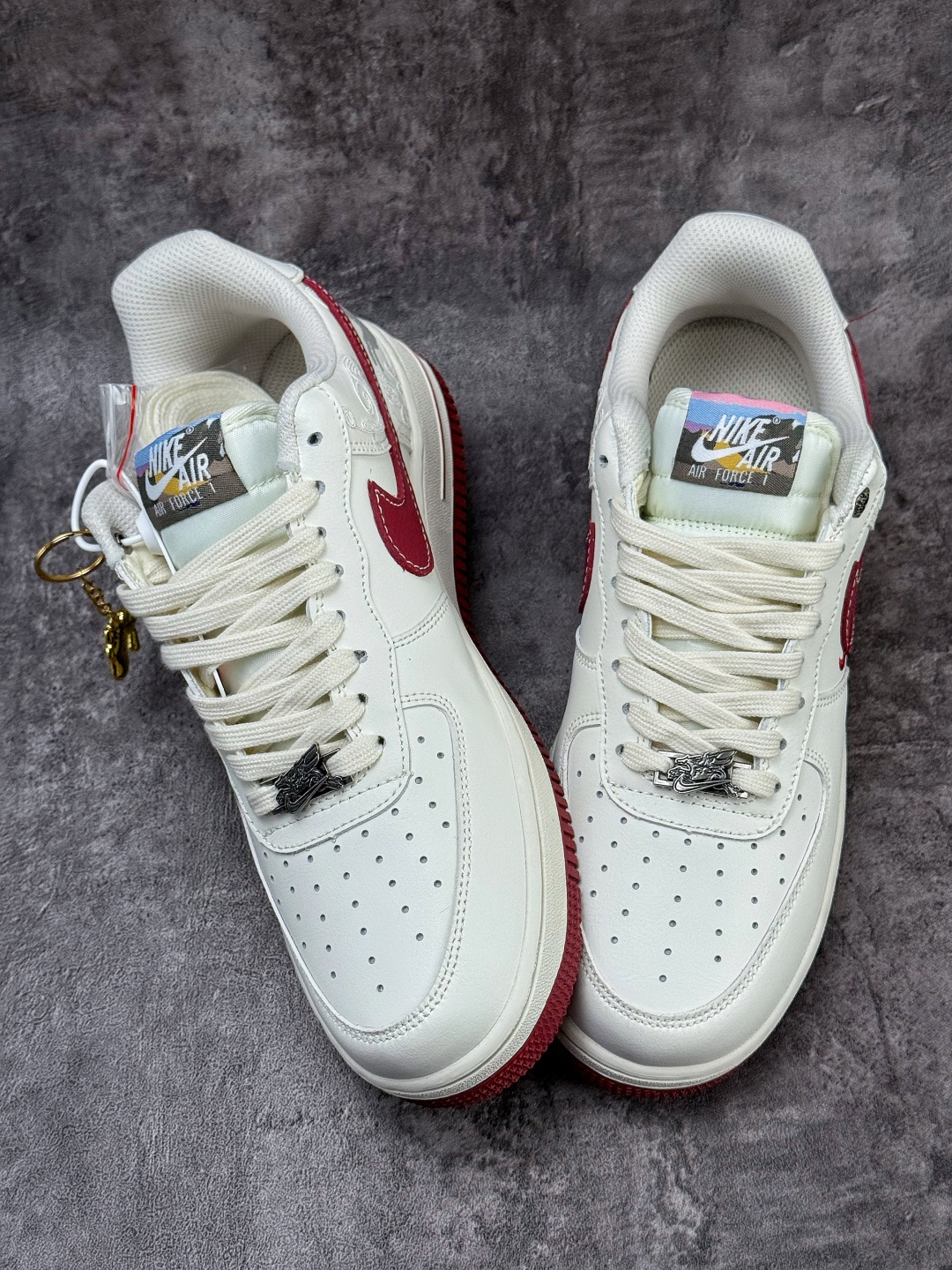 Nike Air Force 1 Low 07 马年限定 白红小勾 DD1982-348