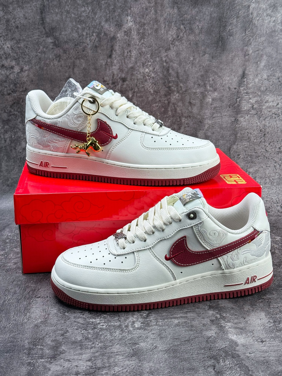 Nike Air Force 1 Low 07 马年限定 白红小勾 DD1982-348