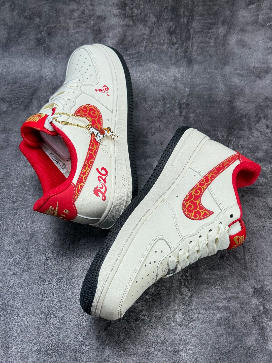 Nike Air Force 1 Low 07 马年限定 白红 MZ9588-820