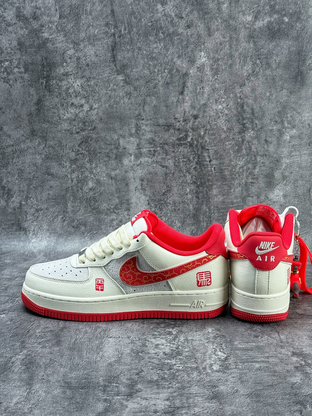 Nike Air Force 1 Low 07 马年限定 白灰红 HT5088-613