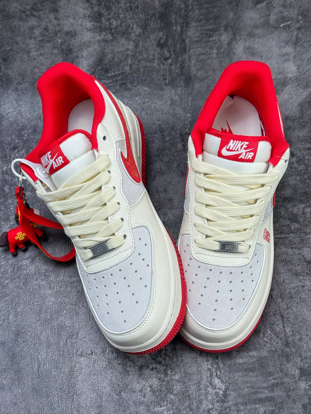 Nike Air Force 1 Low 07 马年限定 白灰红 HT5088-613