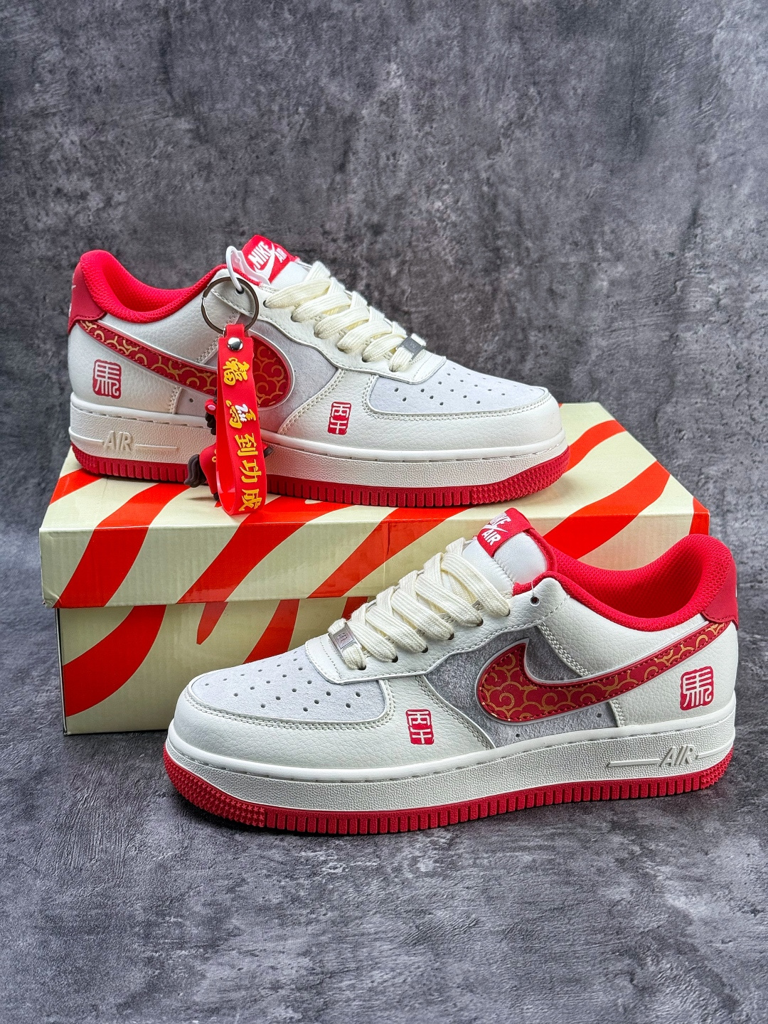 Nike Air Force 1 Low 07 马年限定 白灰红 HT5088-613