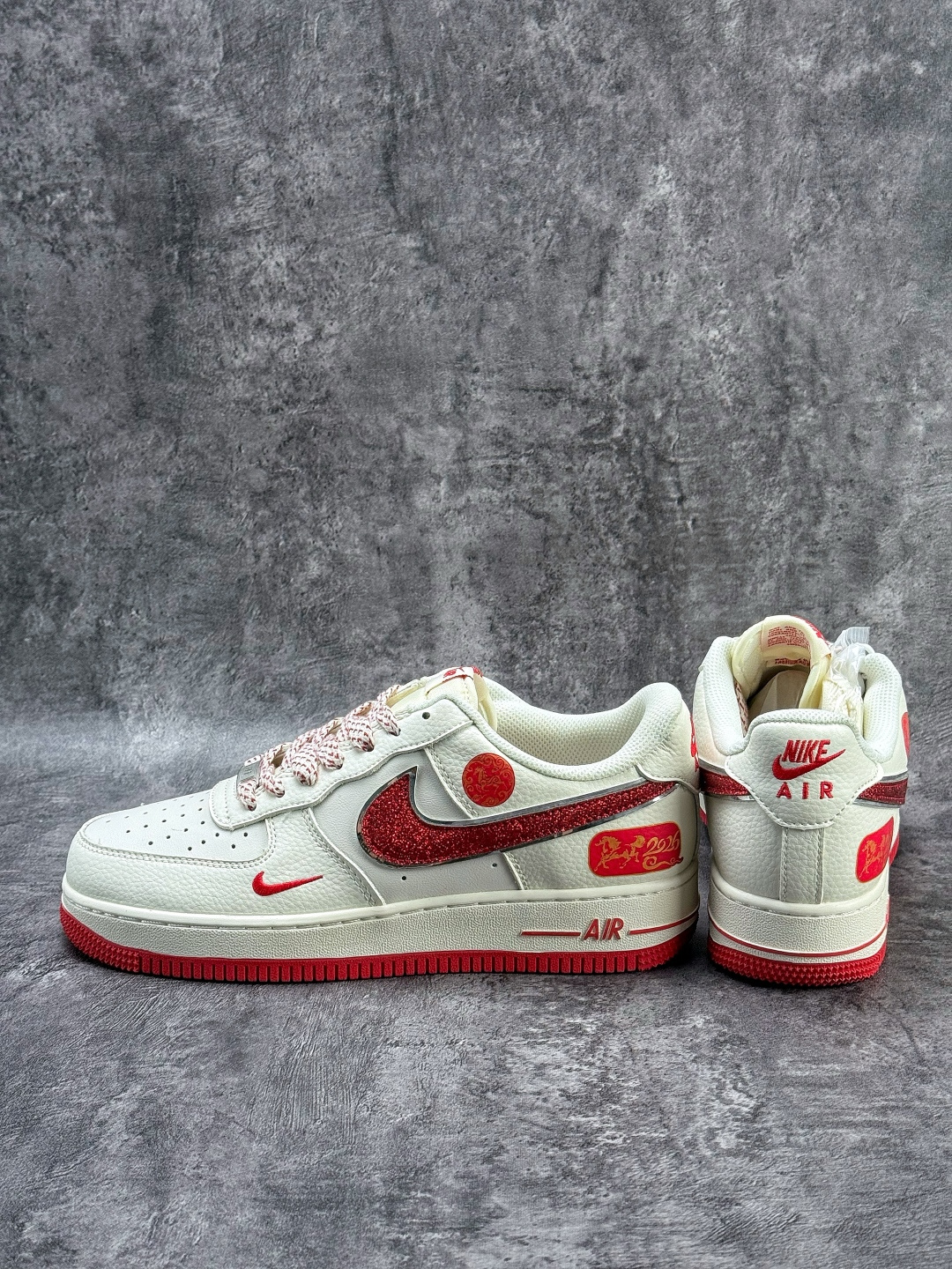 Nike Air Force 1 Low 07 马年限定 白红小勾满天星 QY6878-601