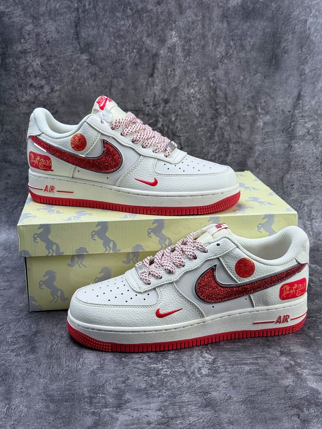 Nike Air Force 1 Low 07 马年限定 白红小勾满天星 QY6878-601