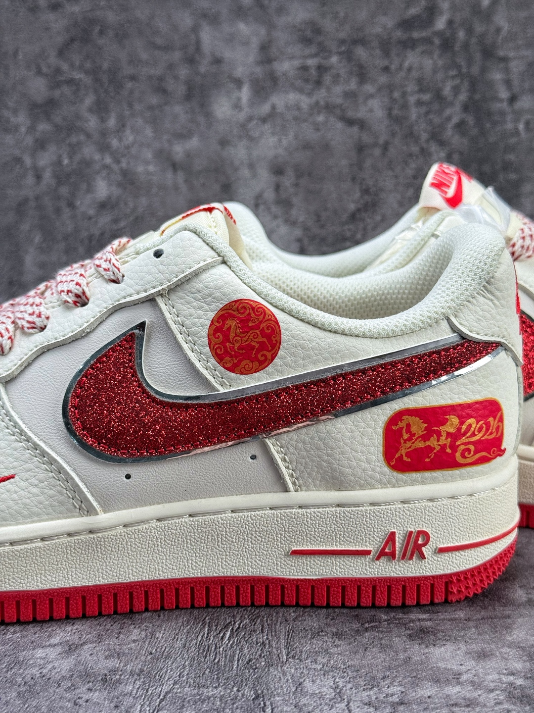 Nike Air Force 1 Low 07 马年限定 白红小勾满天星 QY6878-601