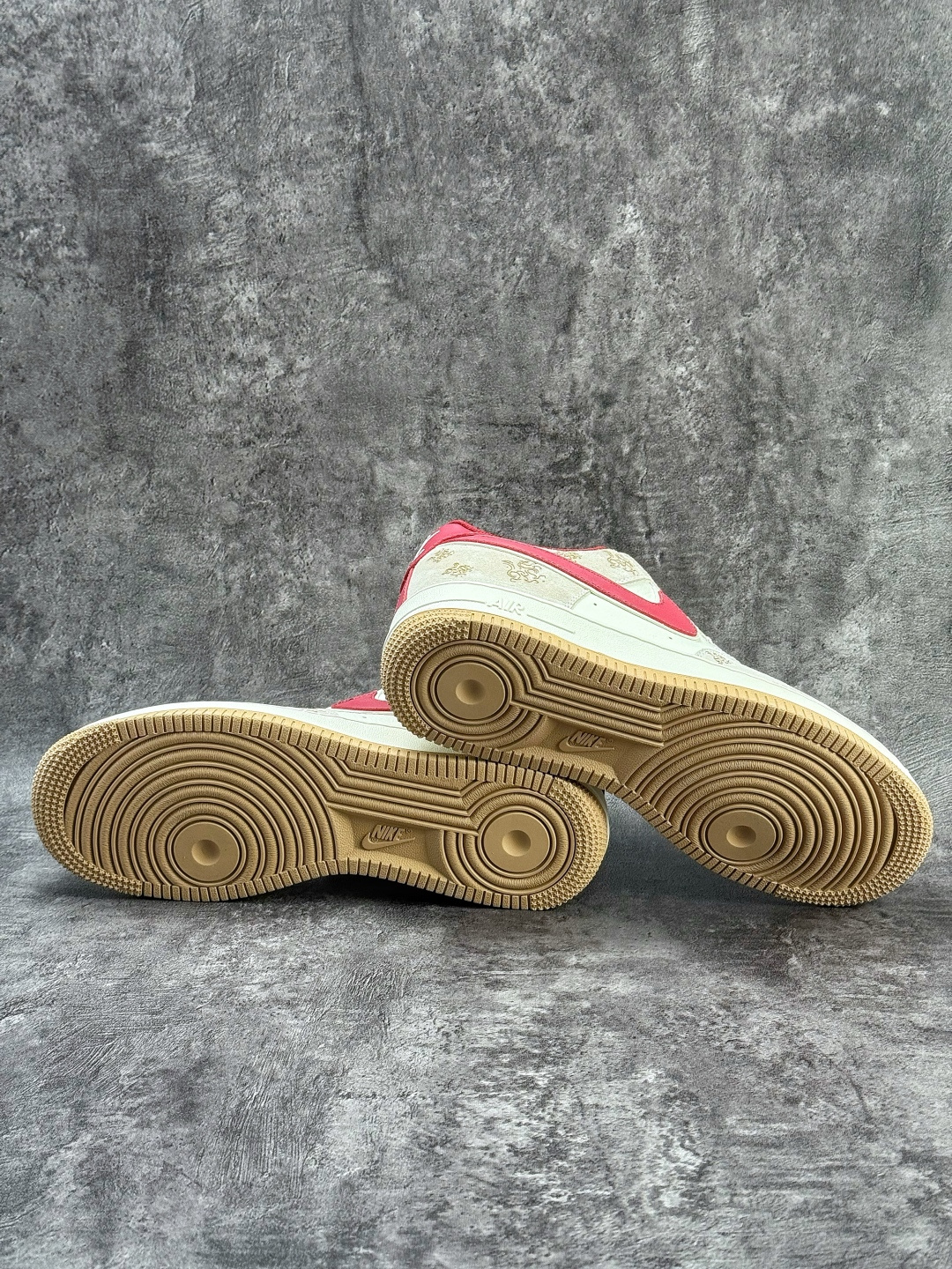 Nike Air Force 1 Low 07 马年限定 灰白红 DF61-9003