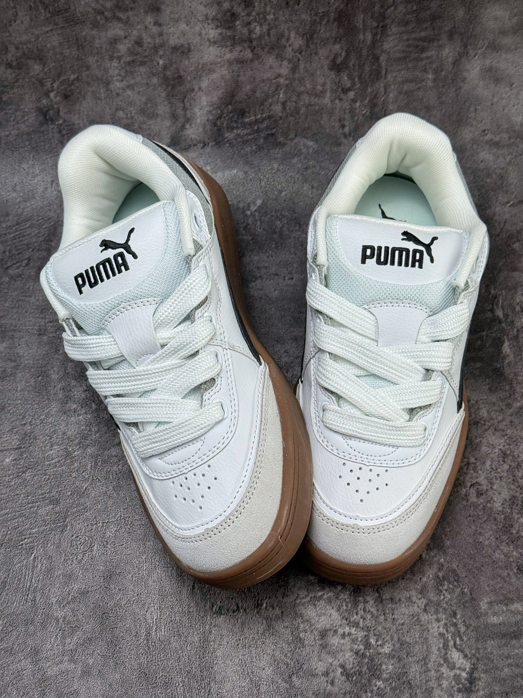 PUMA 彪马 PARK LIFESTYLE 人气单品年度王炸单品 蕾哈娜联名面包鞋 男女同款复古休闲板鞋 400497-01