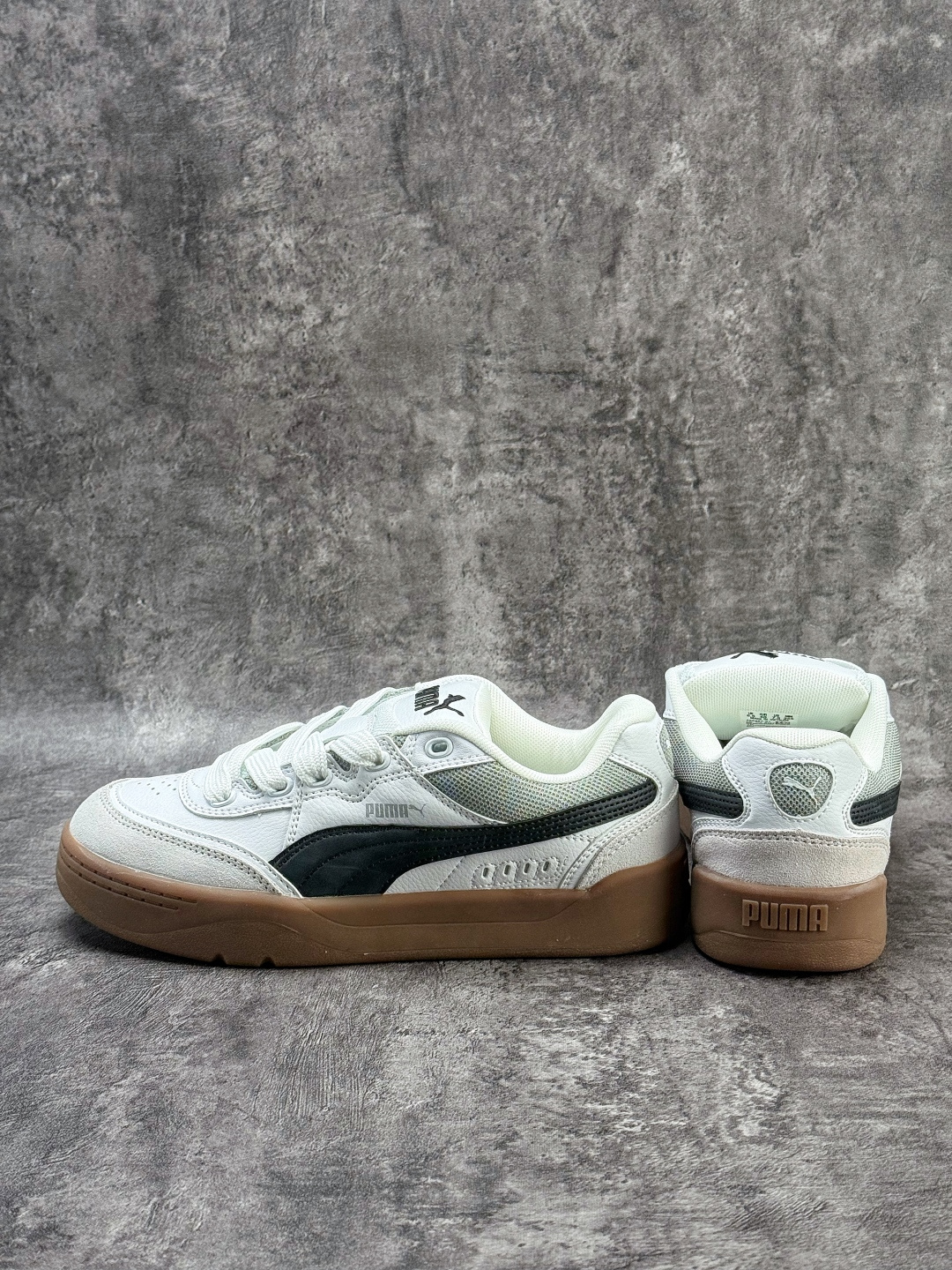 PUMA 彪马 PARK LIFESTYLE 人气单品年度王炸单品 蕾哈娜联名面包鞋 男女同款复古休闲板鞋 400497-01