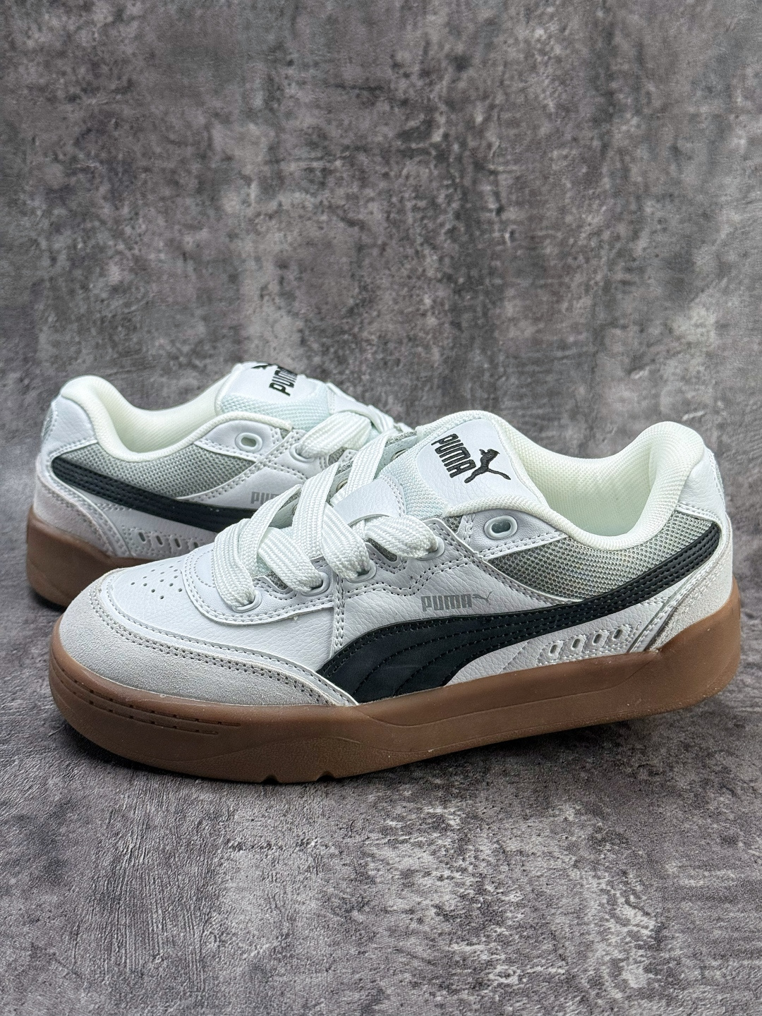 PUMA 彪马 PARK LIFESTYLE 人气单品年度王炸单品 蕾哈娜联名面包鞋 男女同款复古休闲板鞋 400497-01