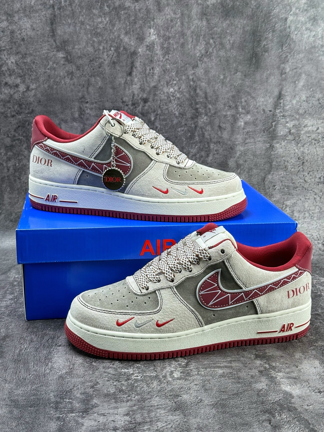 Nike Air Force 1 Low 07 x DIOR 灰红三小勾满天星 SY1388-028