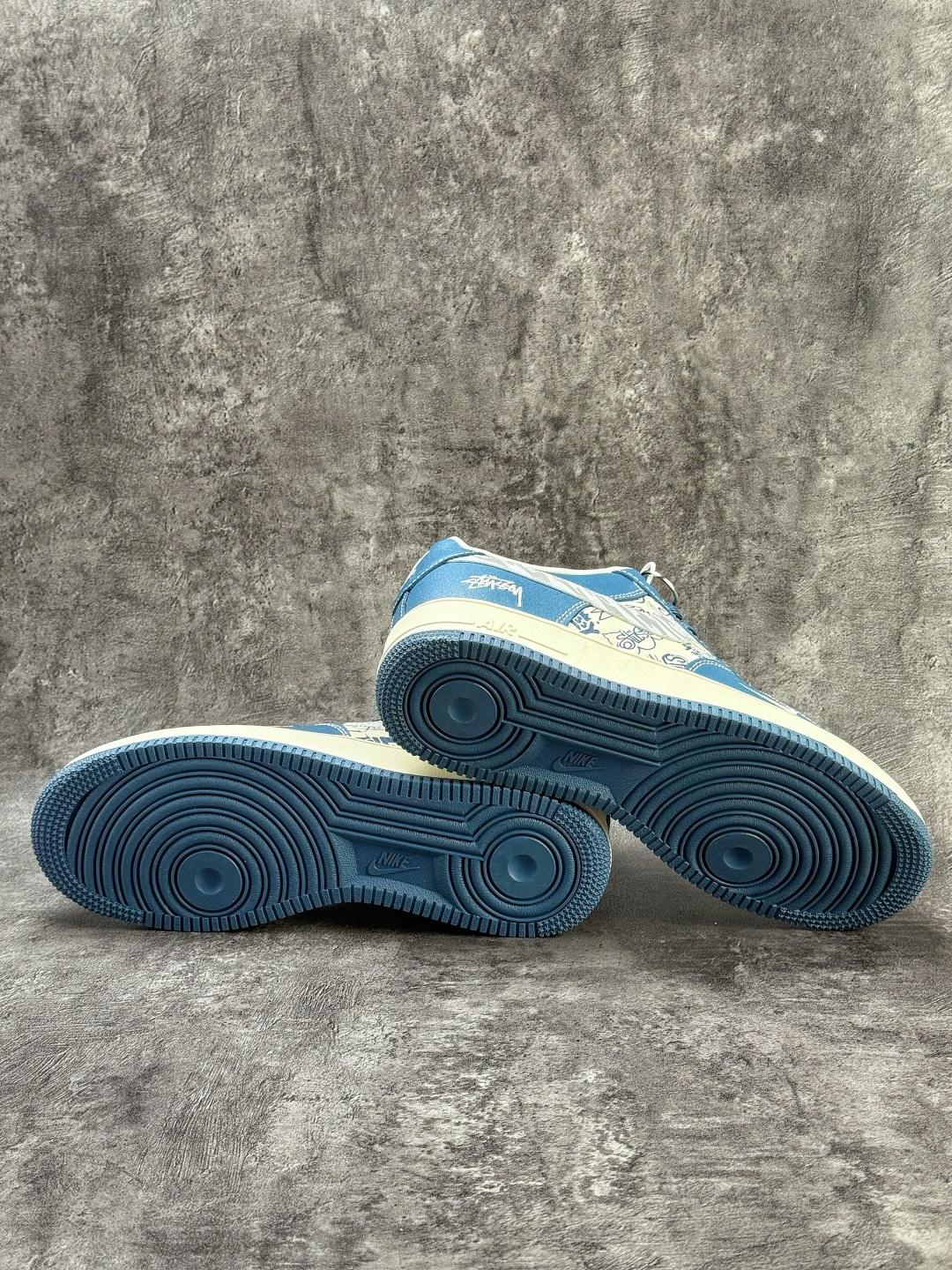Nike Air Force 1 Low 07 x Stussy 蓝白小勾 XL1979-132