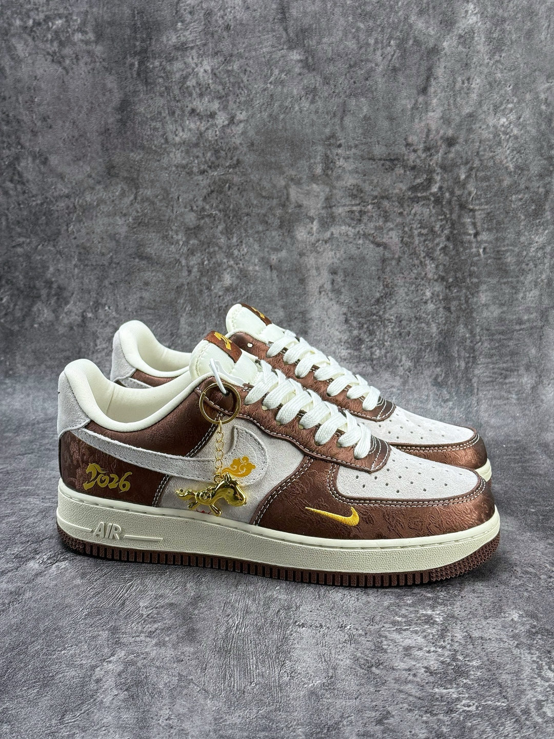 Nike Air Force 1 Low 07 马到成功 棕白小勾 KD1688-005