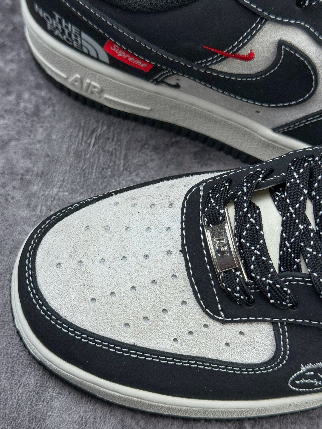 Nike Air Force 1 Low 07 x The North Face 黑灰双小勾满天星 KG6699-F43