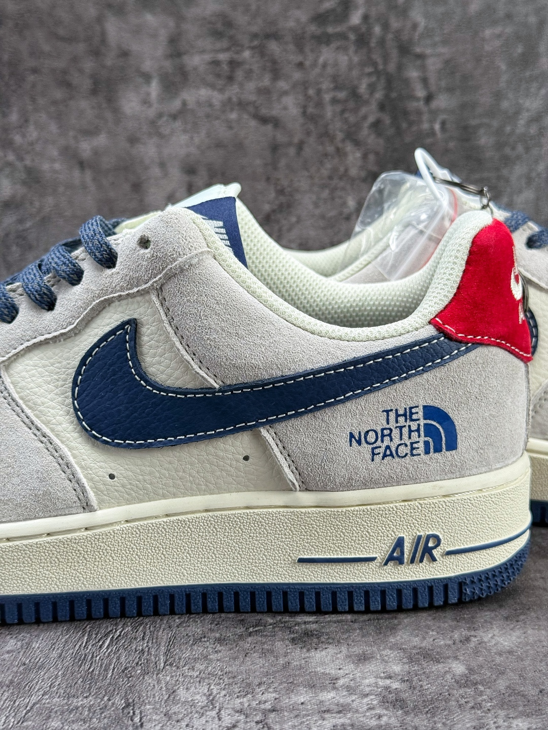 Nike Air Force 1 Low 07 x The North Face 灰白蓝小勾满天星 DD1982-341