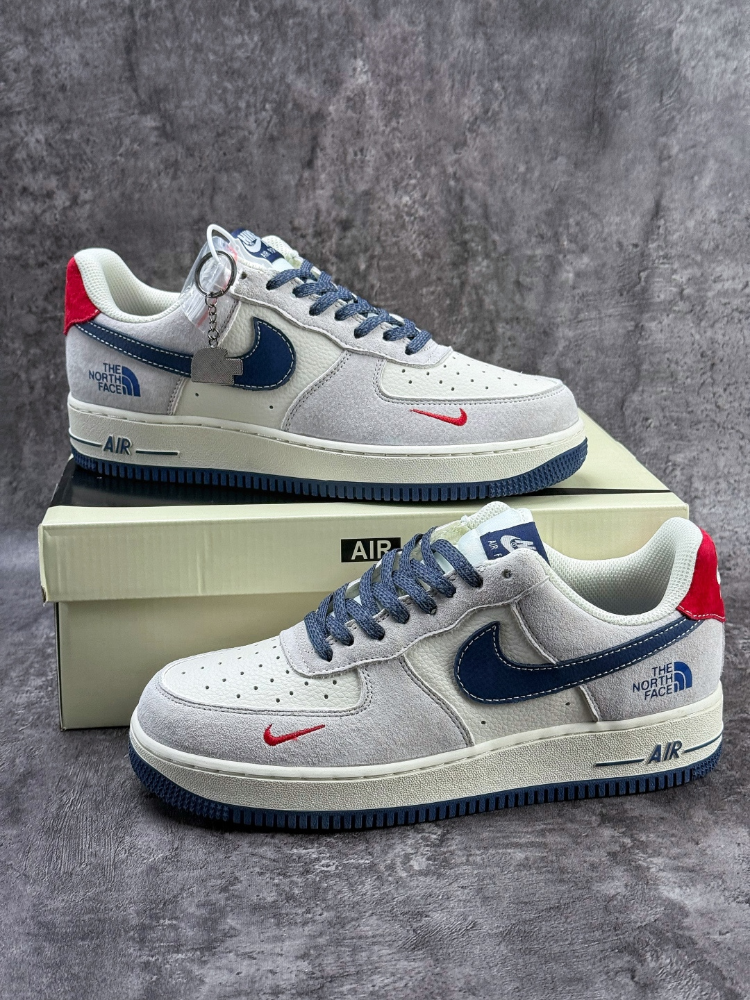 Nike Air Force 1 Low 07 x The North Face 灰白蓝小勾满天星 DD1982-341