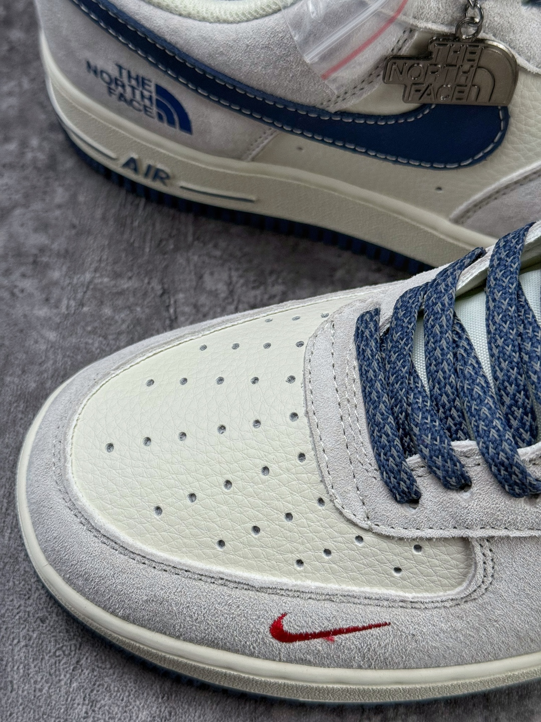 Nike Air Force 1 Low 07 x The North Face 灰白蓝小勾满天星 DD1982-341