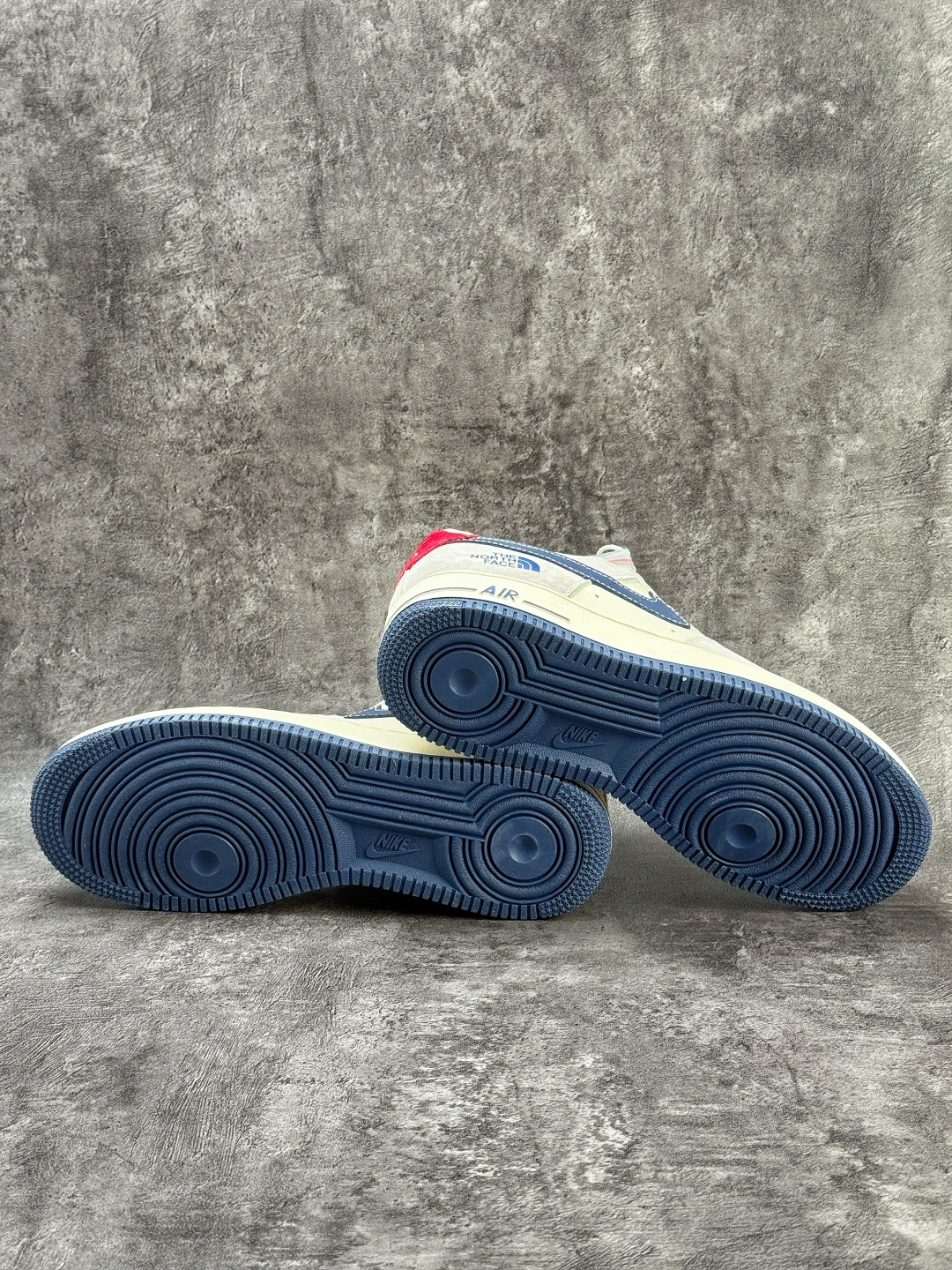 Nike Air Force 1 Low 07 x The North Face 灰白蓝小勾满天星 DD1982-341