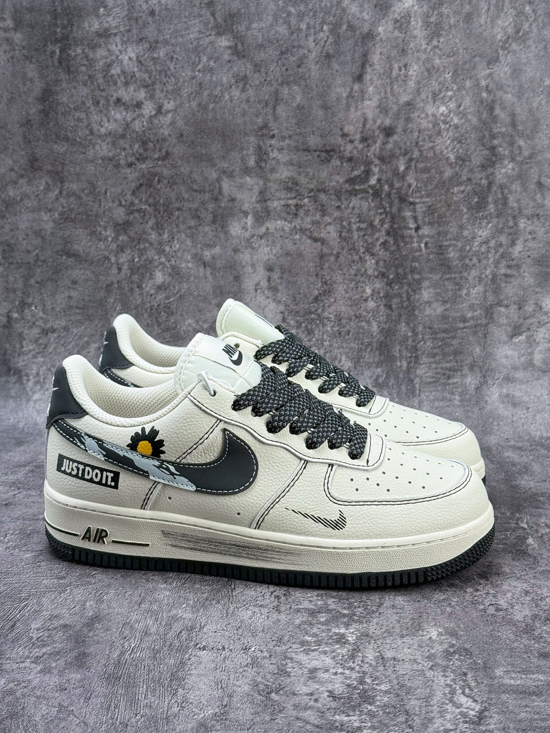 Nike Air Force 1 Low 07 x Just Do It 小雏菊 白黑小勾满天星 XY2025-003