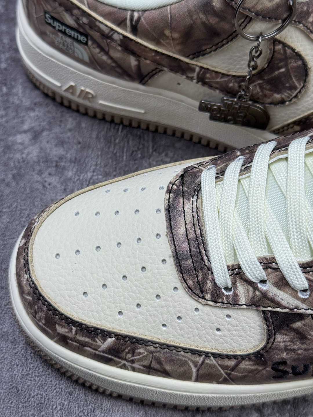 Nike Air Force 1 Low 07 x Supreme x The North Face 棕白 DF0188-125