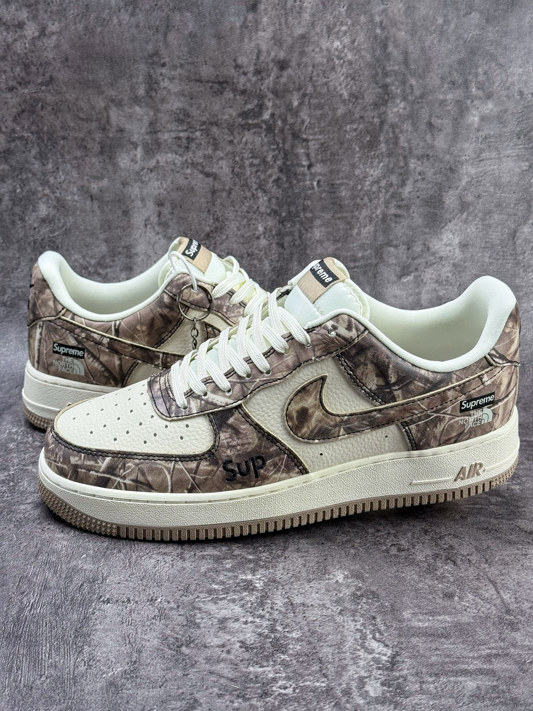 Nike Air Force 1 Low 07 x Supreme x The North Face 棕白 DF0188-125