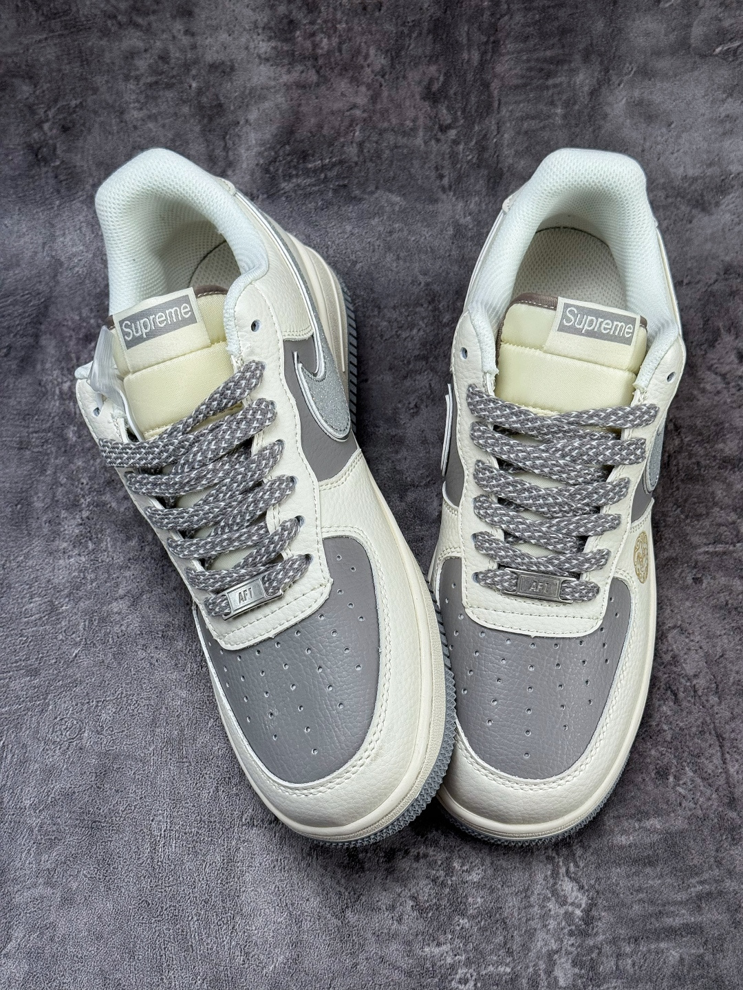 Nike Air Force 1 Low 07 x Superme 马年限定 白灰双小勾满天星 QY6878-603