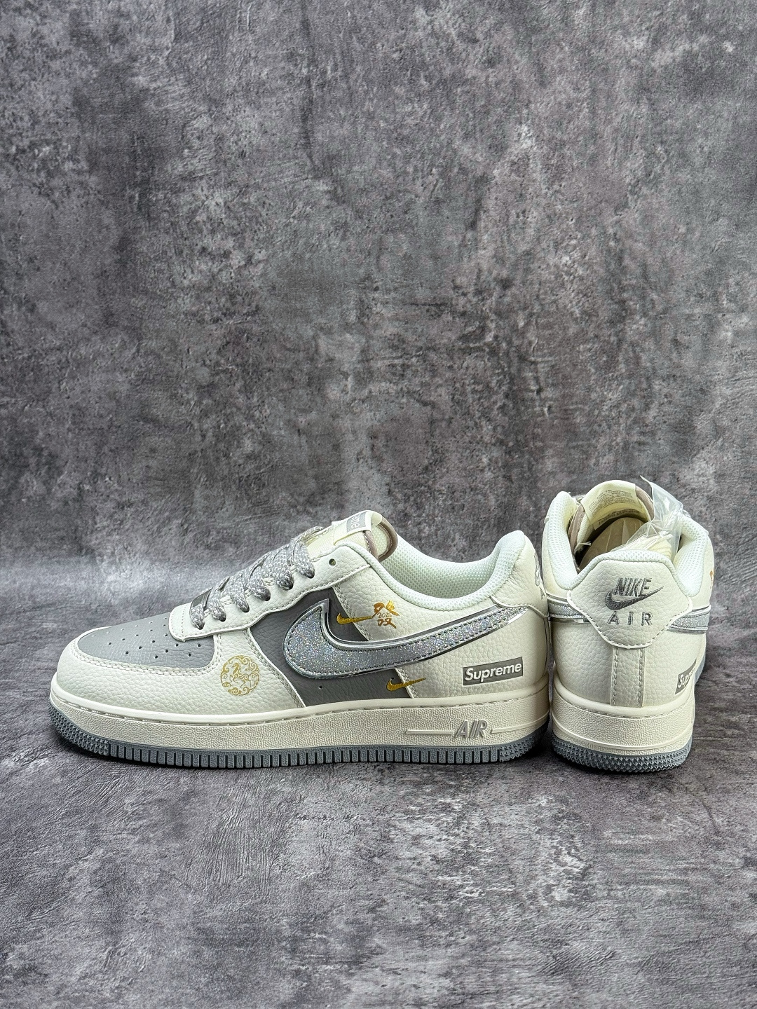 Nike Air Force 1 Low 07 x Superme 马年限定 白灰双小勾满天星 QY6878-603