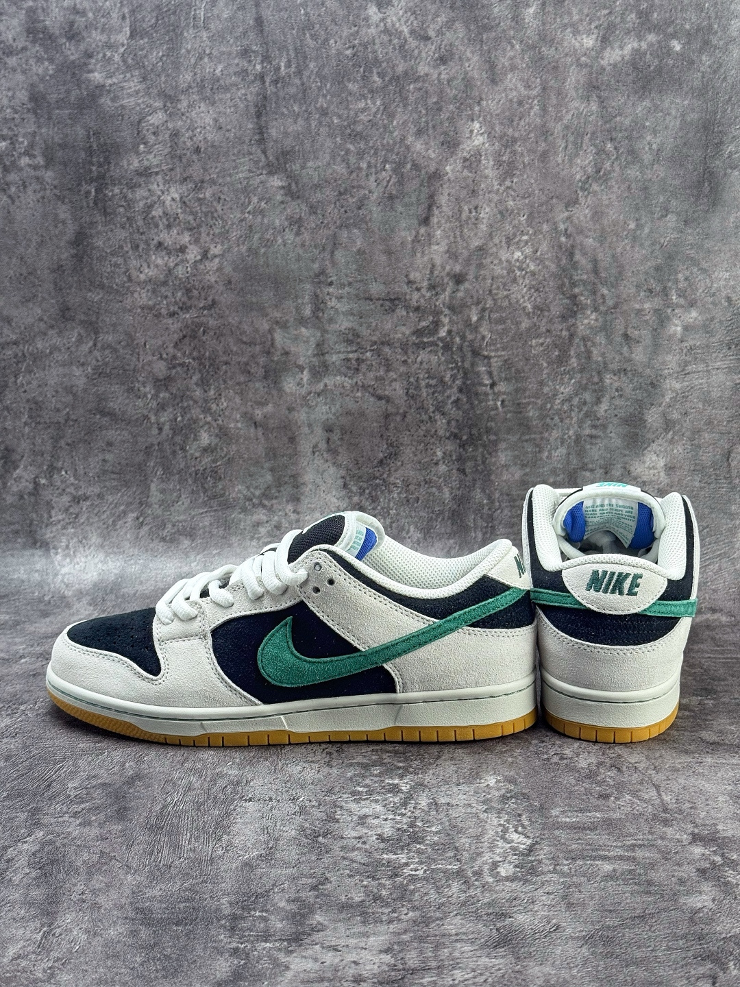 NIKE SB Dunk Low 灰黑绿 HF3704-001