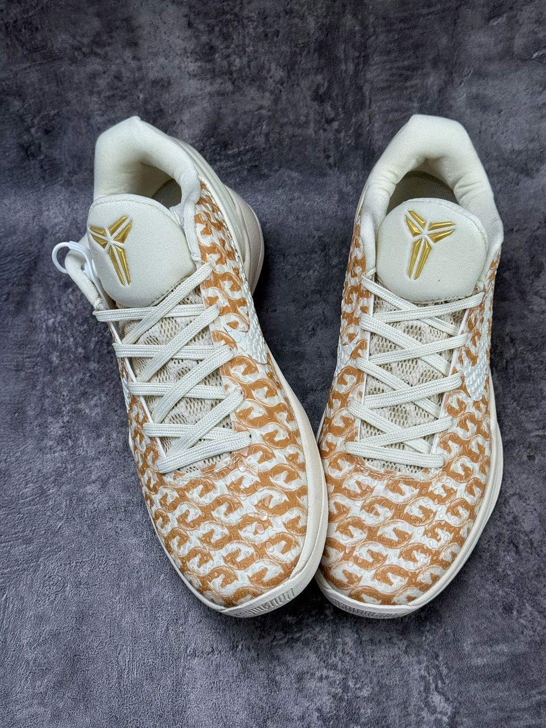 Nike Zoom KOBE 6 VI 马年限定 科比六代低帮运动篮球鞋 CW2190-011