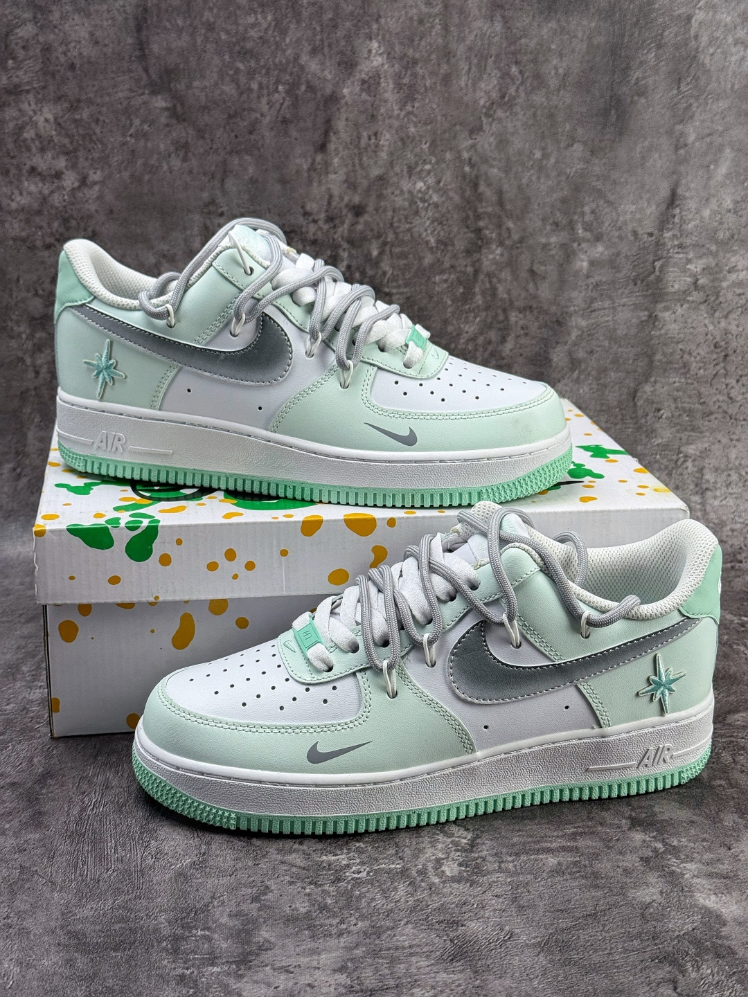 Nike Air Force 1 Low 07 绿白小勾 XX7981-476
