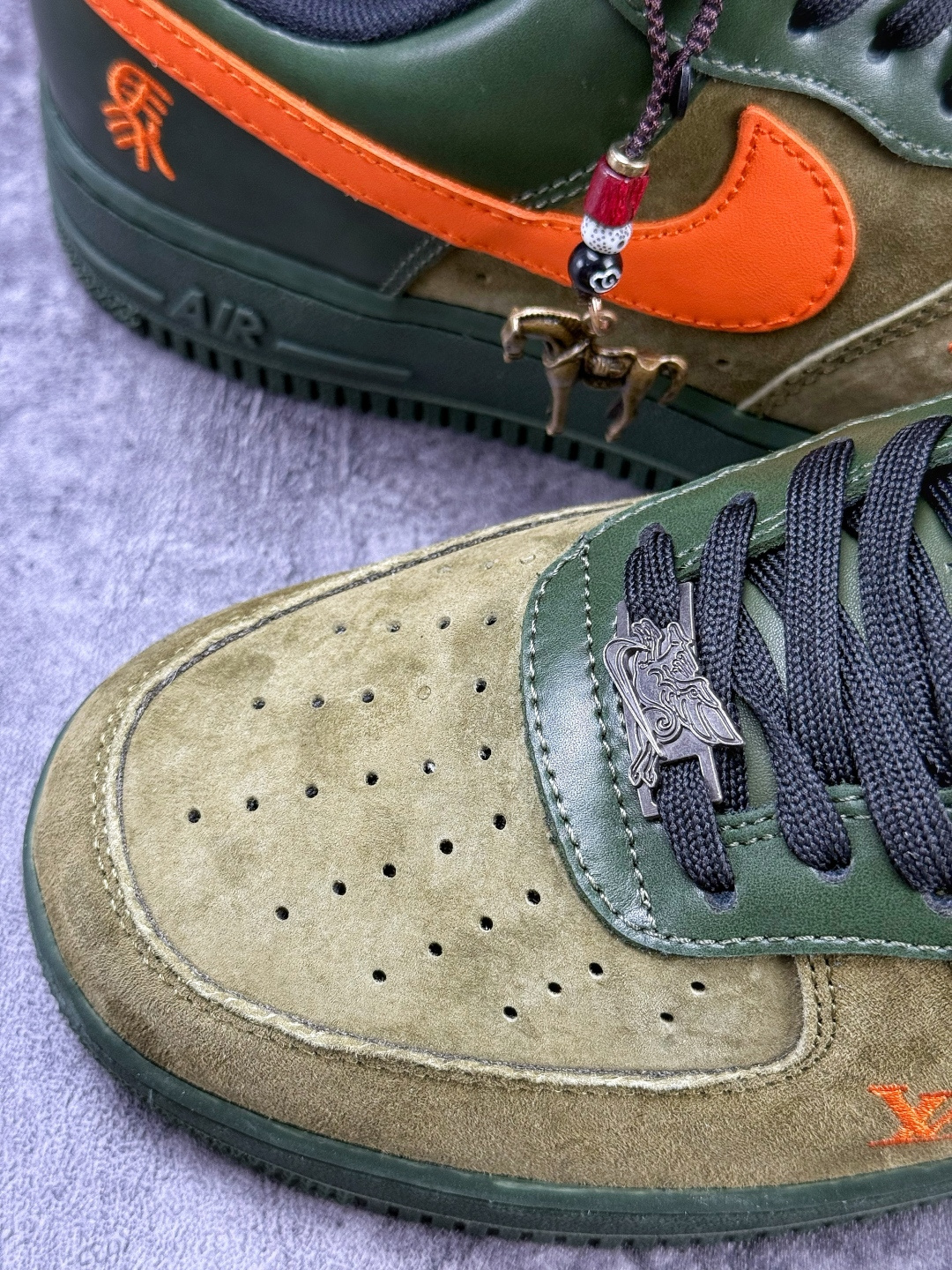 Nike Air Force 1 Low 07 x Louis Vuitton 马年限定 绿橙 XY9025-010