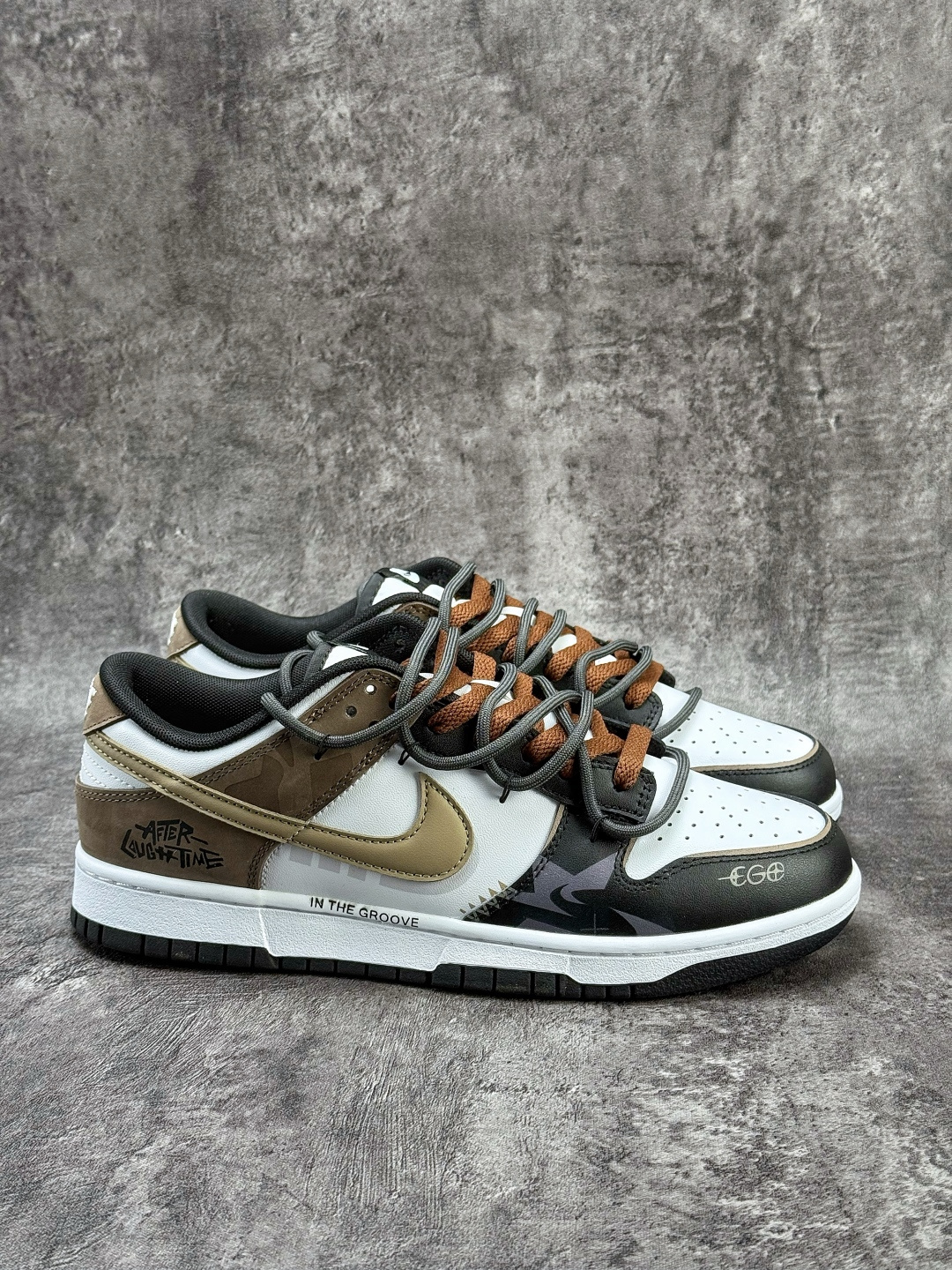 Nike SB Dunk Low RETRO 黑白棕绑带 HF5441-100
