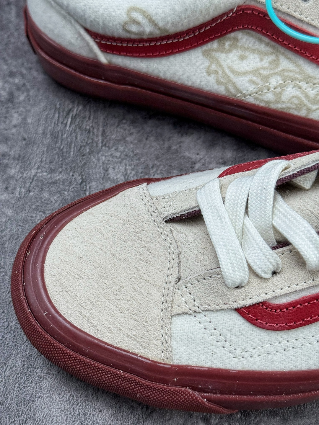 正确版出货了 Vans x Bolin LX OLD SKOOL 36 马年生肖限定 这水墨风骏马 VN000EJUHRWYK