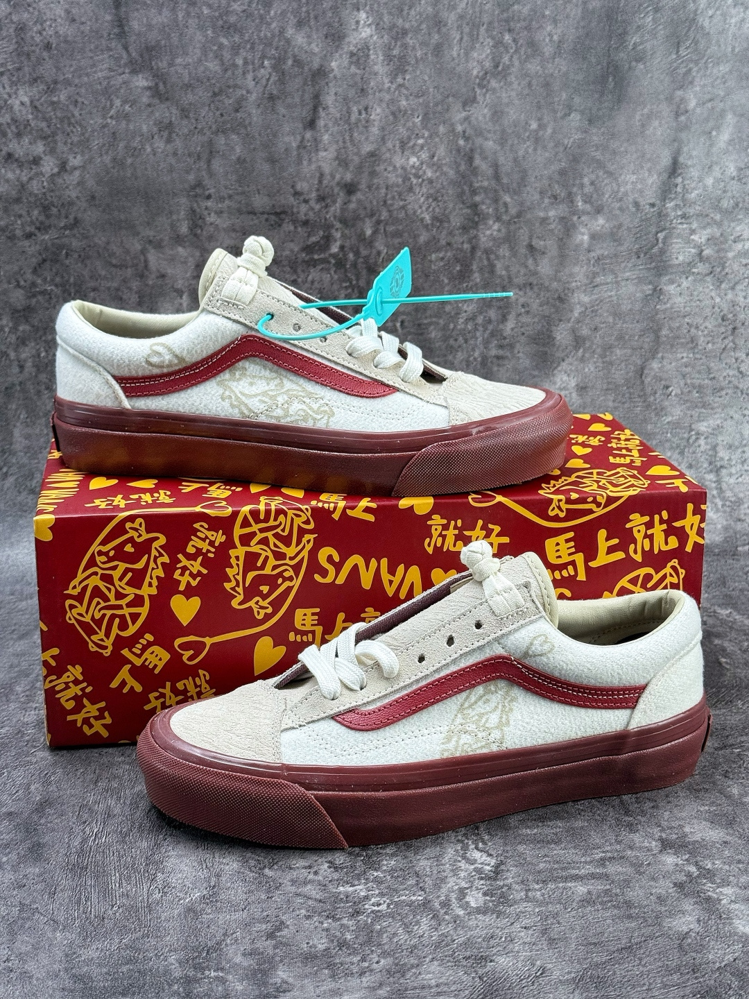 正确版出货了 Vans x Bolin LX OLD SKOOL 36 马年生肖限定 这水墨风骏马 VN000EJUHRWYK
