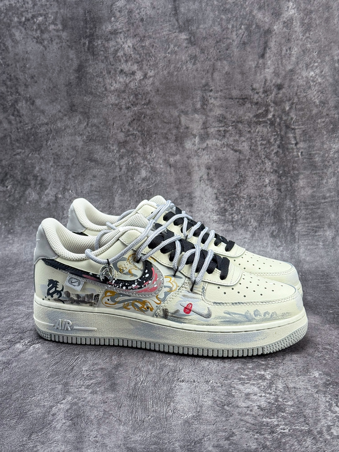 Nike Air Force 1 Low 07 马年限定 米白黑小勾涂鸦 FB1839-313