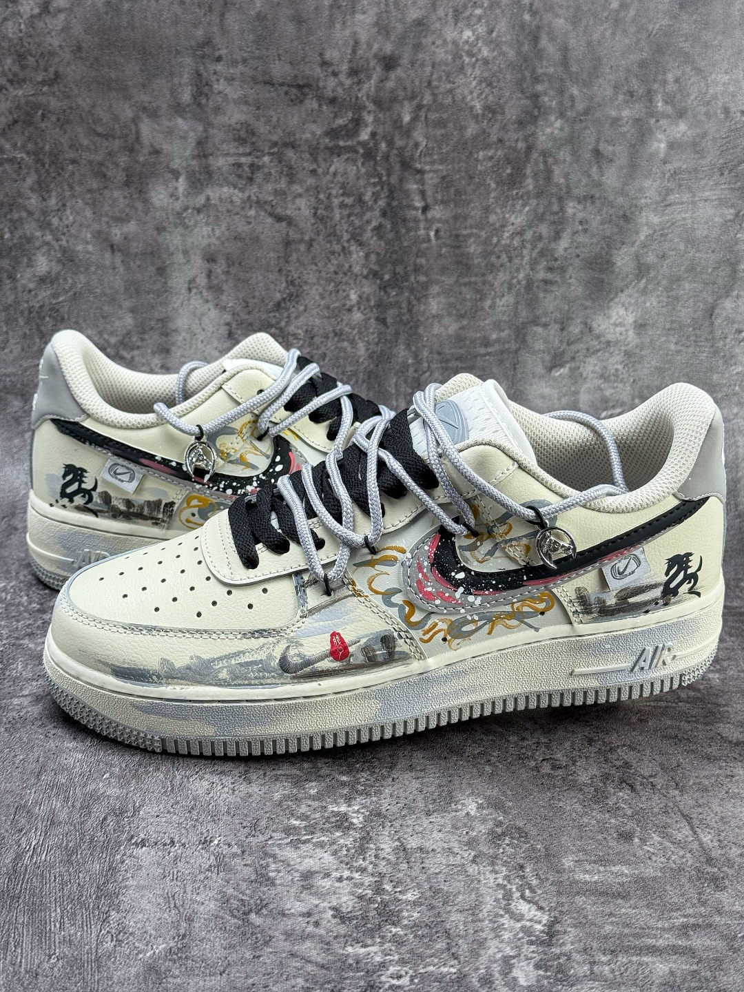 Nike Air Force 1 Low 07 马年限定 米白黑小勾涂鸦 FB1839-313