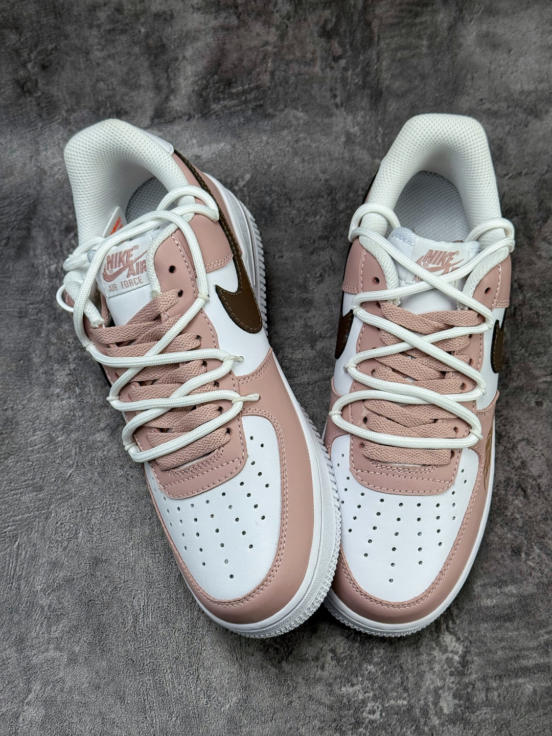 Nike Air Force 1 Low 07 粉白黑绑带 CV8688-578