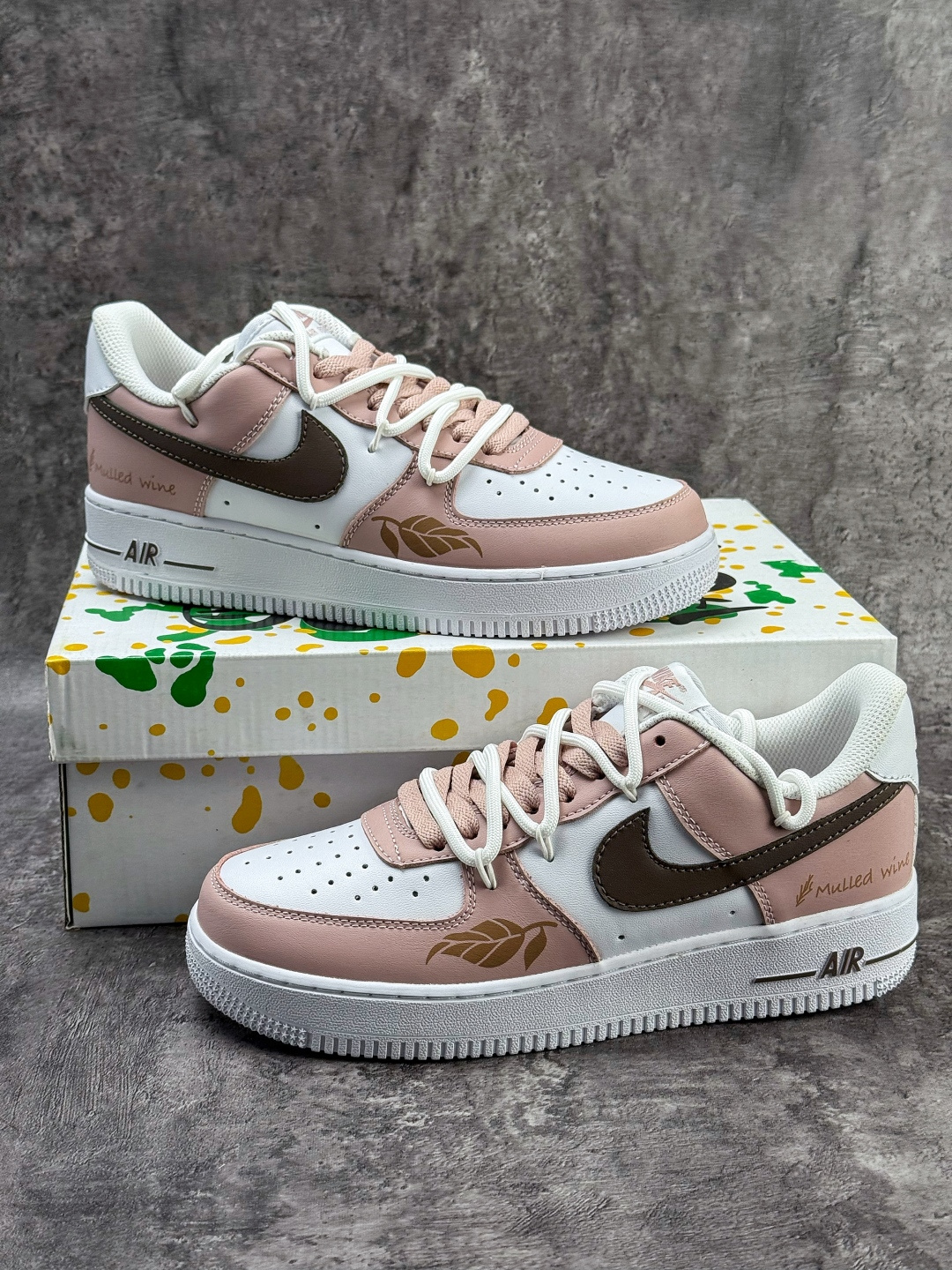 Nike Air Force 1 Low 07 粉白黑绑带 CV8688-578