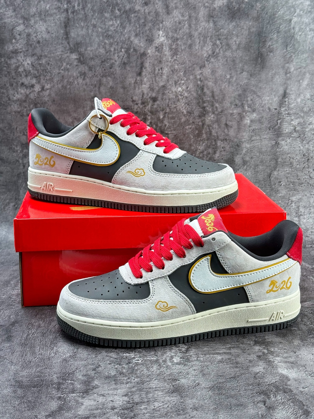 Nike Air Force 1 Low 07 马年限定 灰白红 KD1688-006