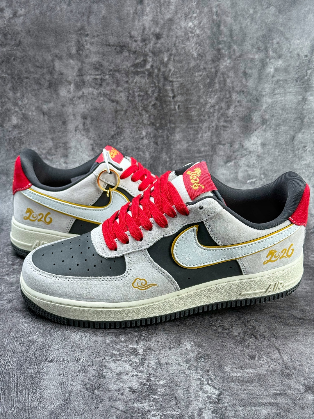 Nike Air Force 1 Low 07 马年限定 灰白红 KD1688-006