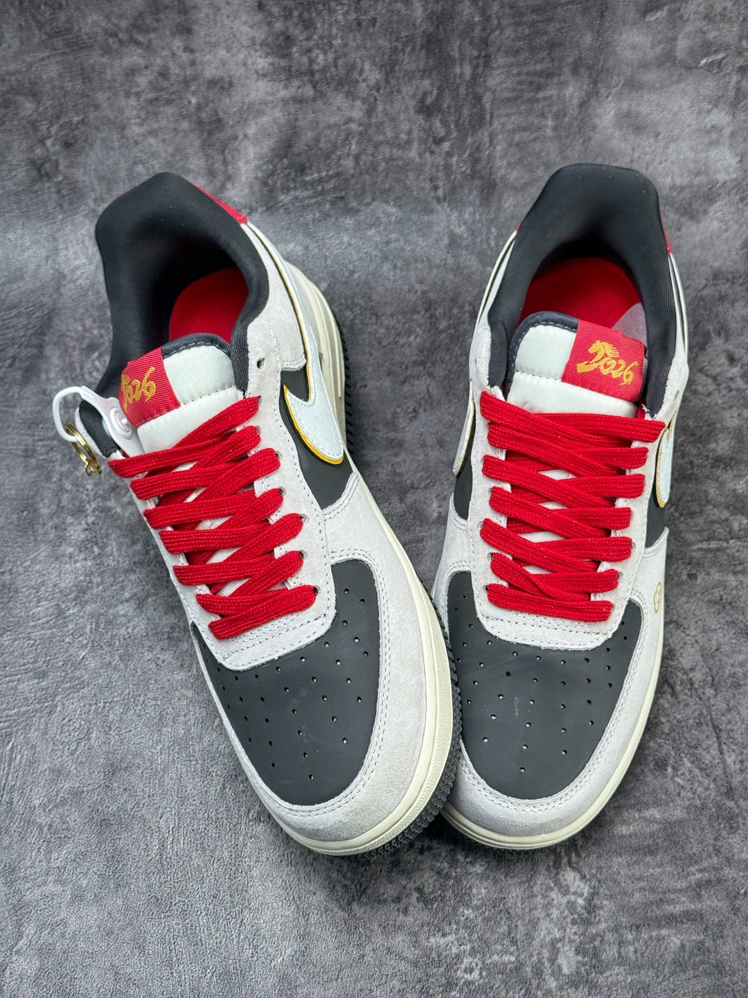 Nike Air Force 1 Low 07 马年限定 灰白红 KD1688-006